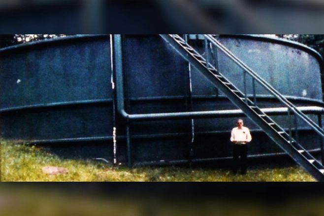 Salvaging and dismantling a tank in Washington, D.C.