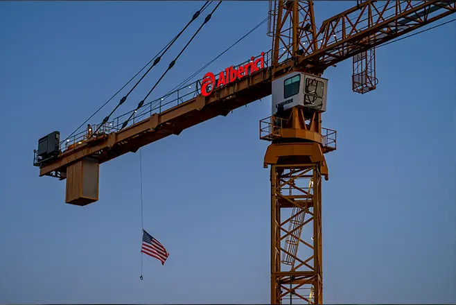 Crane with the Alberici logo on it.